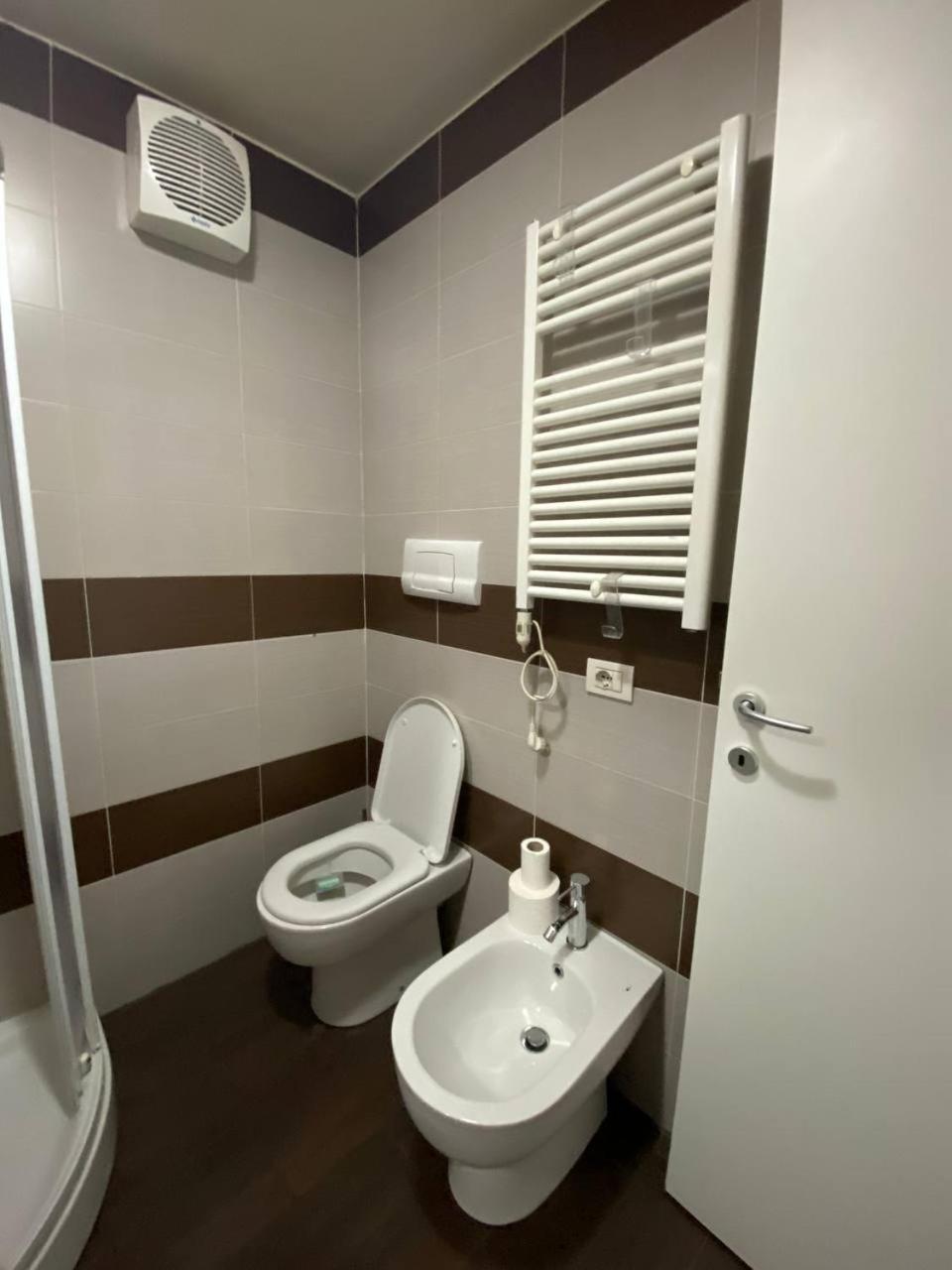 Appartamento Strategico E Comodo: Milano Bovisa Exterior photo